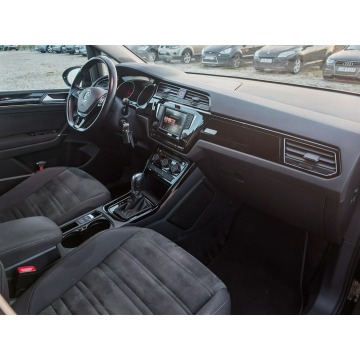 Volkswagen Touran  Minivan/Van 2016,  2.0 diesel, automat - Na sprzedaż za 45 900 zł - Rawa Mazowiecka - zdjęcie 10