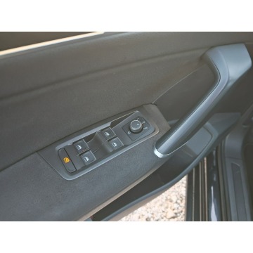 Volkswagen Touran  Minivan/Van 2016,  2.0 diesel, automat - Na sprzedaż za 45 900 zł - Rawa Mazowiecka - zdjęcie 12