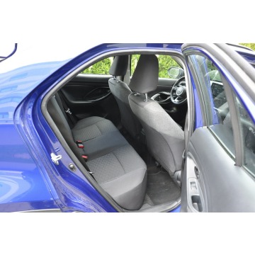 Toyota Yaris  SUV 2023,  1.5 benzyna - Na sprzedaż za 71 999 zł - Balice - zdjęcie 9