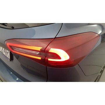 Ford Focus  Kombi 2023,  1.0 benzyna, automat - Na sprzedaż za 67 800 zł - Warszawa - zdjęcie 12