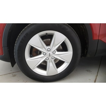 Volvo   SUV 2022,  2.0 benzyna, automat - Na sprzedaż za 93 600 zł - Warszawa - zdjęcie 9