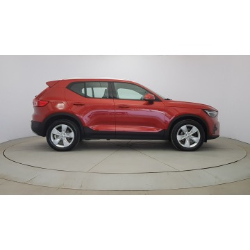 Volvo   SUV 2022,  2.0 benzyna, automat - Na sprzedaż za 93 600 zł - Warszawa - zdjęcie 8