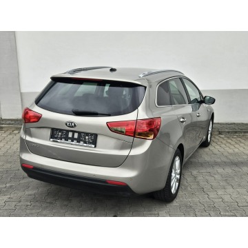 Kia Ceed 2013,  1.6 benzyna - Na sprzedaż za 29 789 zł - Rybnik - zdjęcie 4