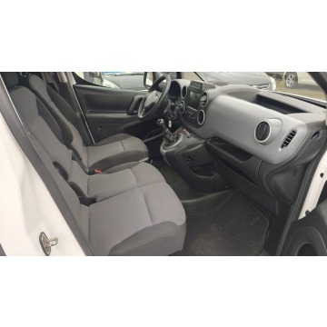 Peugeot Partner 2018,  1.6 diesel - Na sprzedaż za 19 500 zł - Szczecin - zdjęcie 11