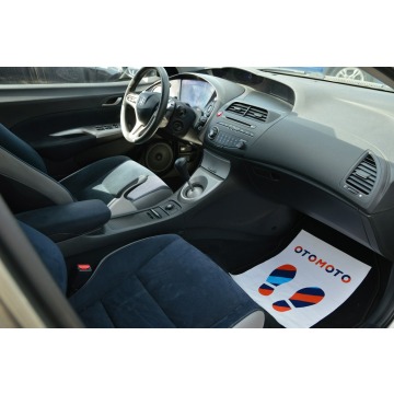 Honda Civic  Hatchback 2006,  1.3 benzyna - Na sprzedaż za 14 800 zł - Chełm - zdjęcie 8