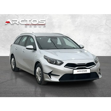 Kia Ceed  Kombi 2022,  1.5 benzyna - Na sprzedaż za 54 900 zł - Warszawa - zdjęcie 3