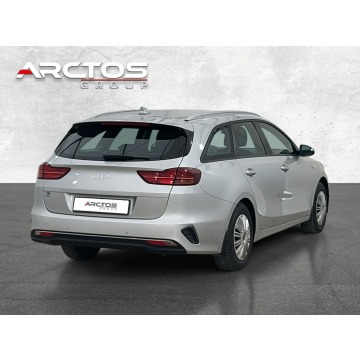 Kia Ceed  Kombi 2022,  1.5 benzyna - Na sprzedaż za 54 900 zł - Warszawa - zdjęcie 5