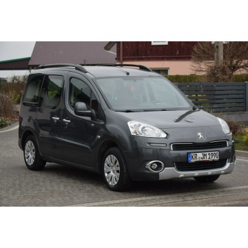 Peugeot Partner - 1.6HDI 2013r/ Klima/ Led/ Hak/ 5-Osobowy/ Sprowadzony