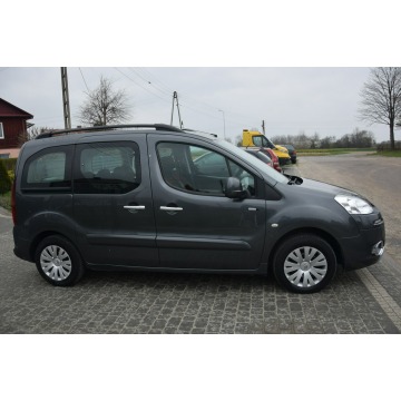 Peugeot Partner  Minivan/Van 2013,  1.6 diesel - Na sprzedaż za 19 400 zł - Majdan Sieniawski - zdjęcie 8