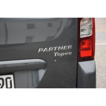 Peugeot Partner  Minivan/Van 2013,  1.6 diesel - Na sprzedaż za 19 400 zł - Majdan Sieniawski - zdjęcie 12