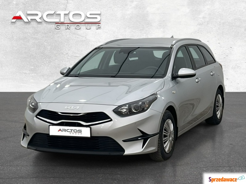 Kia Ceed  Kombi 2022,  1.5 benzyna - Na sprzedaż za 54 900 zł - Warszawa