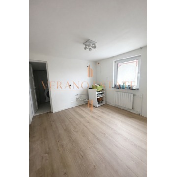 Sprzedam dom Pruszków - ,  pow.  150 m2,  działka:   690 m2 - zdjęcie 8