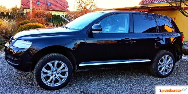 Volkswagen Touareg  Terenowy 2004,  2.5 diesel - Na sprzedaż za 17 000 zł - Dzierżoniów
