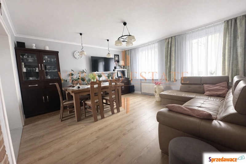 Sprzedam dom Pruszków - ,  pow.  150 m2,  działka:   690 m2