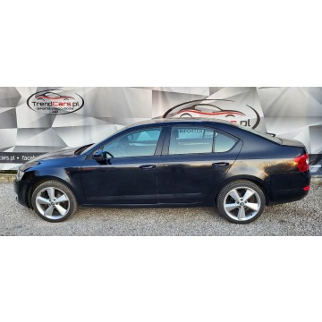 Skoda Octavia  Hatchback 2014,  1.6 - Na sprzedaż za 32 990 zł - Wałbrzych - zdjęcie 5