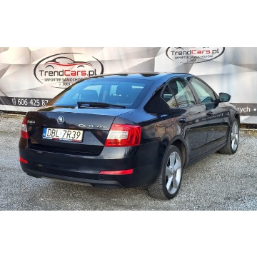 Skoda Octavia  Hatchback 2014,  1.6 - Na sprzedaż za 32 990 zł - Wałbrzych - zdjęcie 6