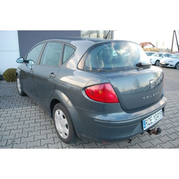 Seat Toledo  Hatchback 2008,  1.9 diesel - Na sprzedaż za 8 900,00 zł - Dębica - zdjęcie 4