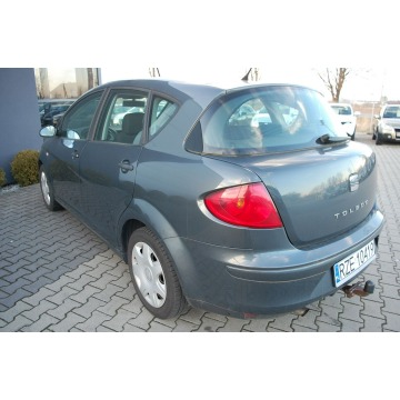 Seat Toledo  Hatchback 2008,  1.9 diesel - Na sprzedaż za 8 900,00 zł - Dębica - zdjęcie 12
