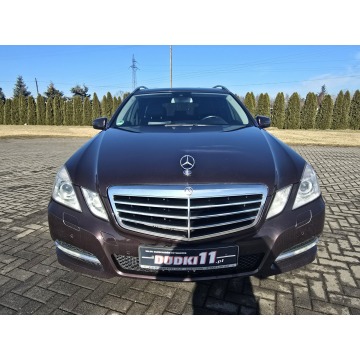 Mercedes - Benz E-klasa 2010,  2.0 benzyna, automat - Na sprzedaż za 29 900 zł - Kutno - zdjęcie 5