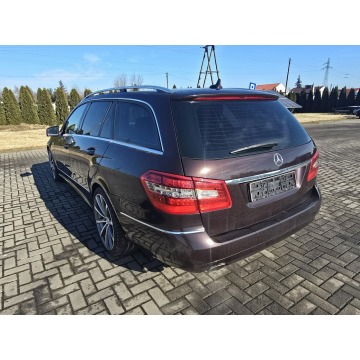 Mercedes - Benz E-klasa 2010,  2.0 benzyna, automat - Na sprzedaż za 29 900 zł - Kutno - zdjęcie 11
