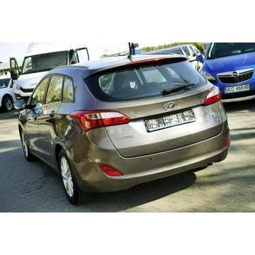 Hyundai i30 2014,  1.6 diesel - Na sprzedaż za 23 500 zł - Płock - zdjęcie 4