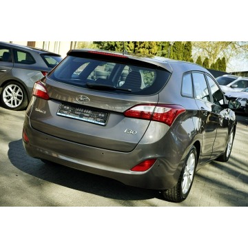 Hyundai i30 2014,  1.6 diesel - Na sprzedaż za 23 500 zł - Płock - zdjęcie 6