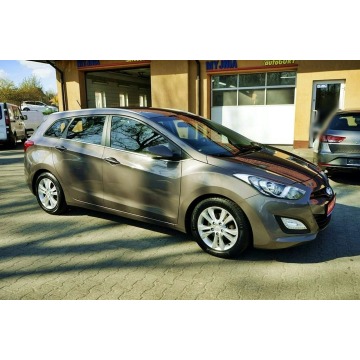 Hyundai i30 2014,  1.6 diesel - Na sprzedaż za 23 500 zł - Płock - zdjęcie 12