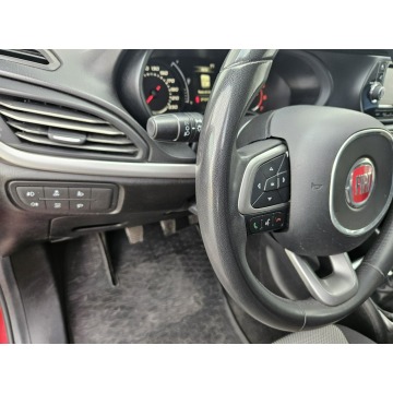 Fiat Tipo  Sedan/Limuzyna 2016,  1.6 diesel - Na sprzedaż za 27 893 zł - Rybnik - zdjęcie 7