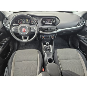 Fiat Tipo  Sedan/Limuzyna 2016,  1.6 diesel - Na sprzedaż za 27 893 zł - Rybnik - zdjęcie 10