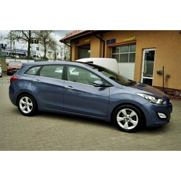Hyundai i30  Kombi 2012,  1.6 diesel - Na sprzedaż za 23 700 zł - Płock - zdjęcie 12