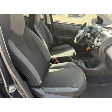 Toyota Aygo  Hatchback 2014,  1.0 benzyna - Na sprzedaż za 26 800 zł - Pęcice - zdjęcie 6