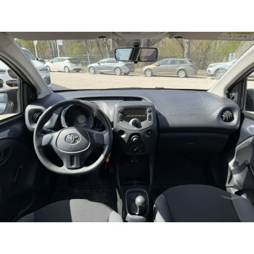 Toyota Aygo  Hatchback 2014,  1.0 benzyna - Na sprzedaż za 26 800 zł - Pęcice - zdjęcie 11