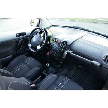 Volkswagen New Beetle  Hatchback 2010,  1.9 diesel - Na sprzedaż za 16 900 zł - Ostrów Mazowiecka - zdjęcie 6