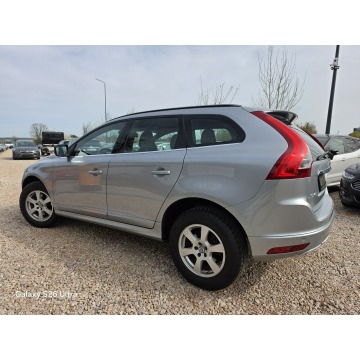 Volvo   SUV 2014,  2.0 diesel - Na sprzedaż za 61 999 zł - Nowe Sójki - zdjęcie 9