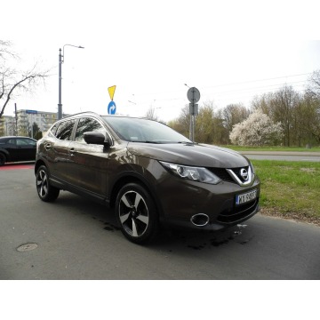 Nissan Qashqai - 1,2 automat navi vat23%