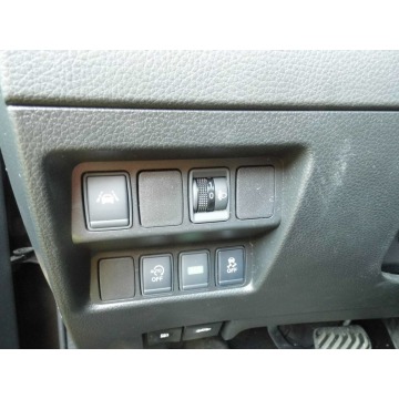 Nissan Qashqai  SUV 2017,  1.2 benzyna, automat - Na sprzedaż za 63 900 zł - Łódź - zdjęcie 9