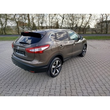 Nissan Qashqai  SUV 2016,  1.6 benzyna - Na sprzedaż za 63 900 zł - Jarocin - zdjęcie 4