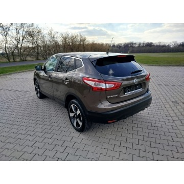 Nissan Qashqai  SUV 2016,  1.6 benzyna - Na sprzedaż za 63 900 zł - Jarocin - zdjęcie 6