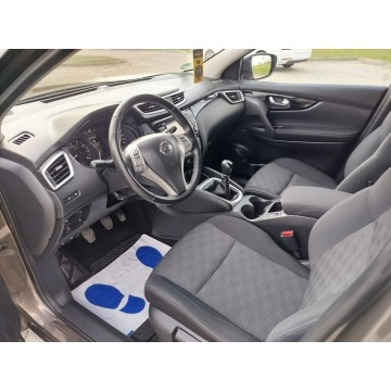 Nissan Qashqai  SUV 2016,  1.6 benzyna - Na sprzedaż za 63 900 zł - Jarocin - zdjęcie 9