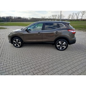 Nissan Qashqai  SUV 2016,  1.6 benzyna - Na sprzedaż za 63 900 zł - Jarocin - zdjęcie 7