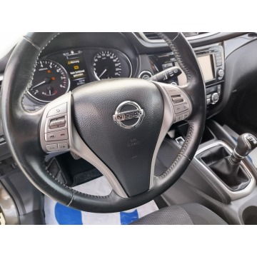Nissan Qashqai  SUV 2016,  1.6 benzyna - Na sprzedaż za 63 900 zł - Jarocin - zdjęcie 12