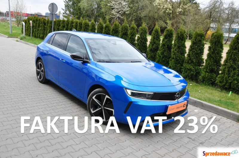 Opel Astra  Liftback 2023,  1.2 benzyna - Na sprzedaż za 57 999 zł - Balice