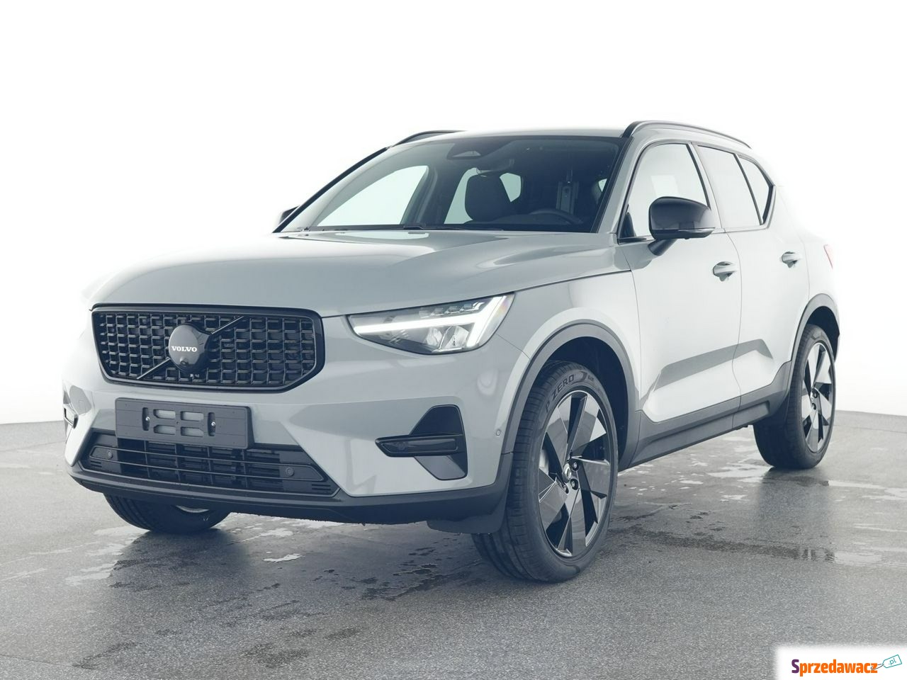 Volvo XC 40 - B3 Black Edition...