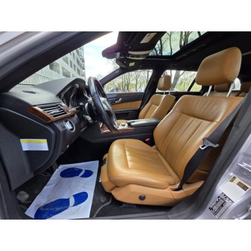 Mercedes - Benz E-klasa  Kombi 2011,  3.5 benzyna, automat - Na sprzedaż za 49 900 zł - Warszawa - zdjęcie 5