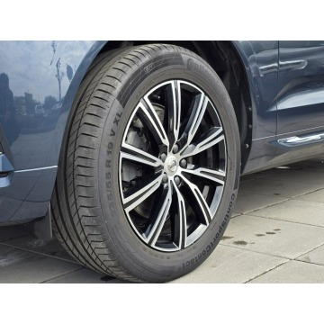 Volvo   SUV 2020,  2.0 diesel, automat - Na sprzedaż za 135 900 zł - Tychy - zdjęcie 5