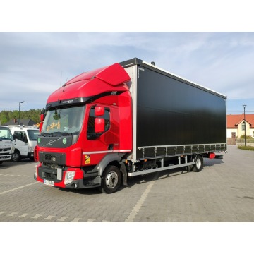 Volvo  2018,  5.1 diesel, automat - Na sprzedaż za 170 970 zł - Widełki - zdjęcie 4