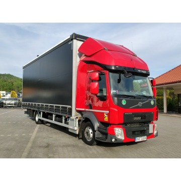 Volvo  2018,  5.1 diesel, automat - Na sprzedaż za 170 970 zł - Widełki - zdjęcie 3