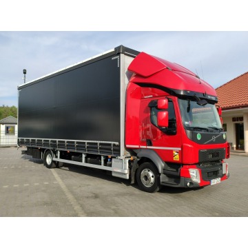 Volvo  2018,  5.1 diesel, automat - Na sprzedaż za 170 970 zł - Widełki - zdjęcie 5