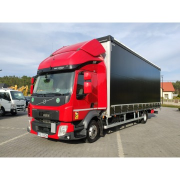 Volvo  2018,  5.1 diesel, automat - Na sprzedaż za 170 970 zł - Widełki - zdjęcie 2