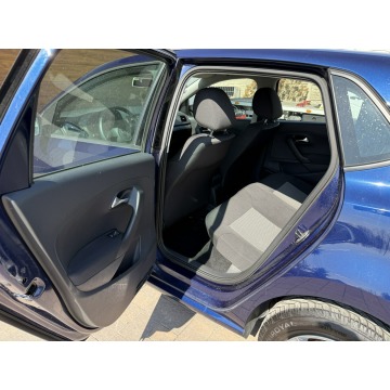 Volkswagen Polo  Hatchback 2010,  1.2 benzyna - Na sprzedaż za 16 900 zł - Konradów - zdjęcie 12